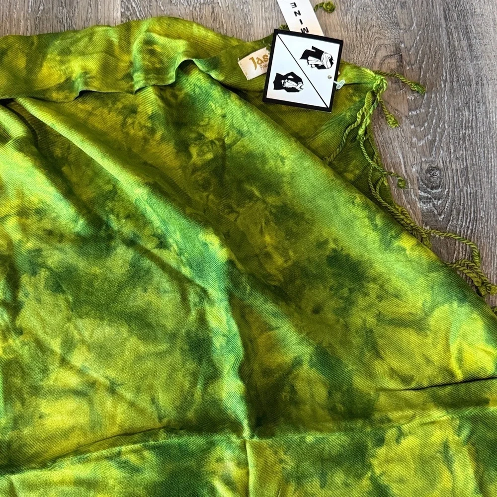 NWT Jasmine Lime Green tie dye Scarf pashmina style sz 70 x 32